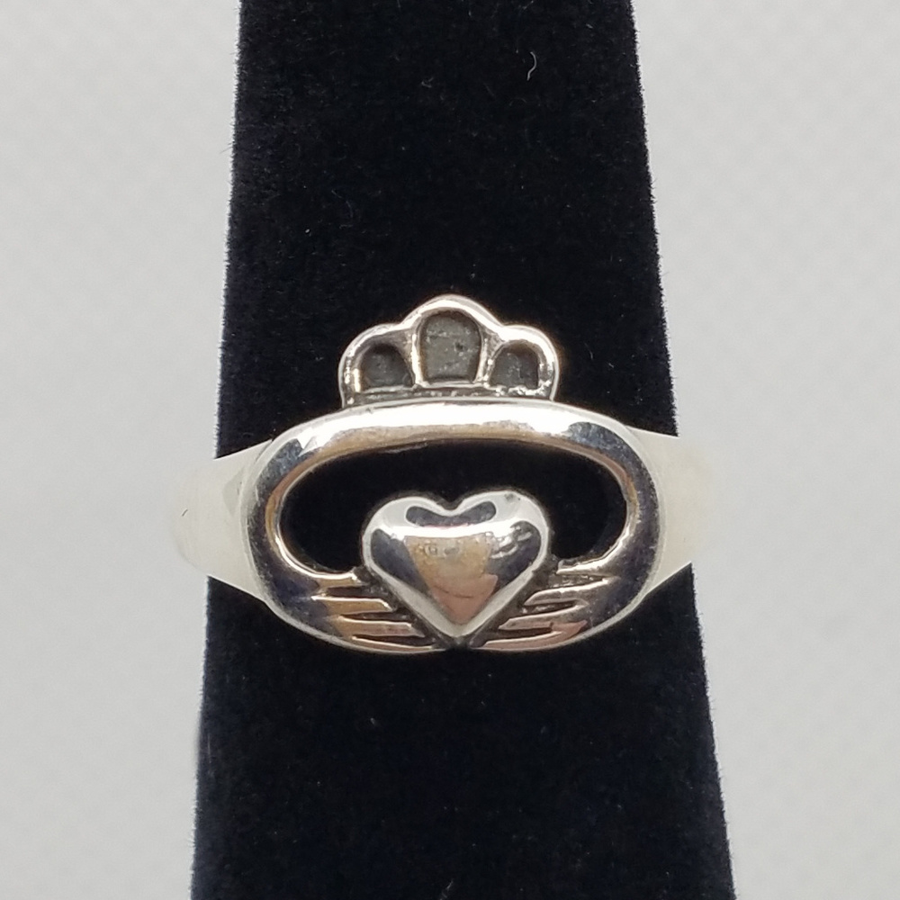 Sterling Silver Claddagh Ring SZ6